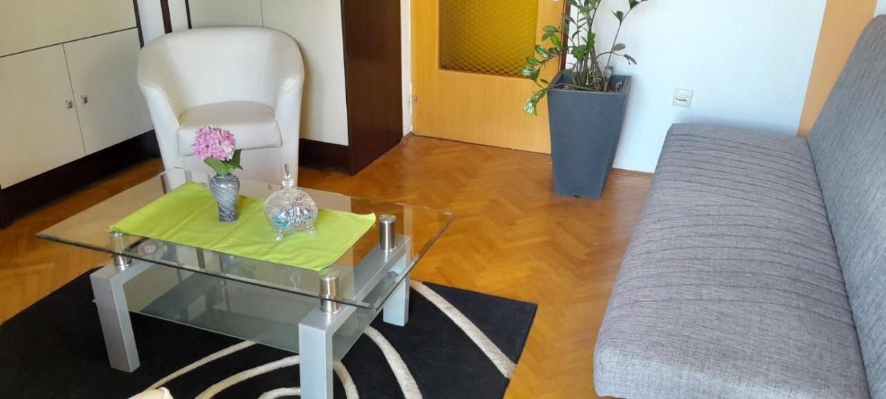 Apartment Danica سفيتي يوراي المظهر الخارجي الصورة